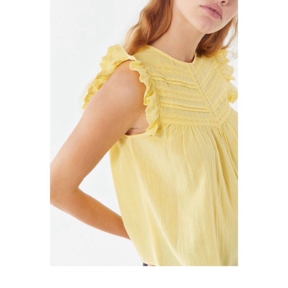 UO Willa Sleeveless Ruffle Babydoll Top Yellow Sz Large silhouette cottagecore
